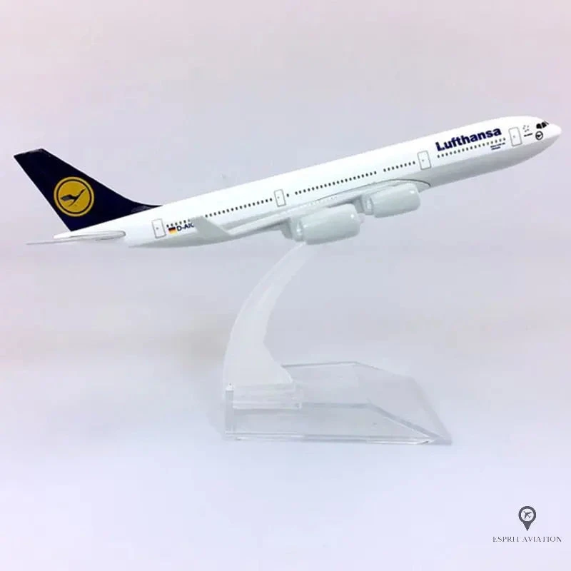 Avion 1/400 - A340 4 Avion 1/400 - A340 – Image 2