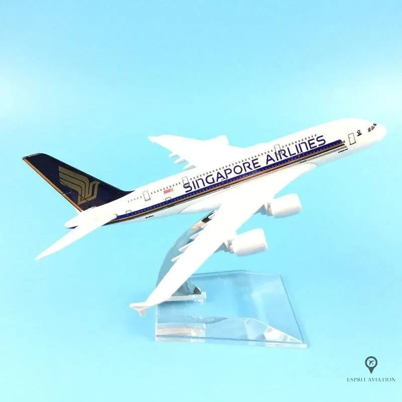 Maquette 1/400 - A320 Singapore Airlines 5 Maquette 1/400 - A320 Singapore Airlines – Image 3