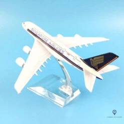 Maquette 1/400 - A320 Singapore Airlines 10 Maquette 1/400 - A320 Singapore Airlines -Esprit Aviation Maquette 1 400 A320 Singapore Airlines Esprit Aviation 1677210406