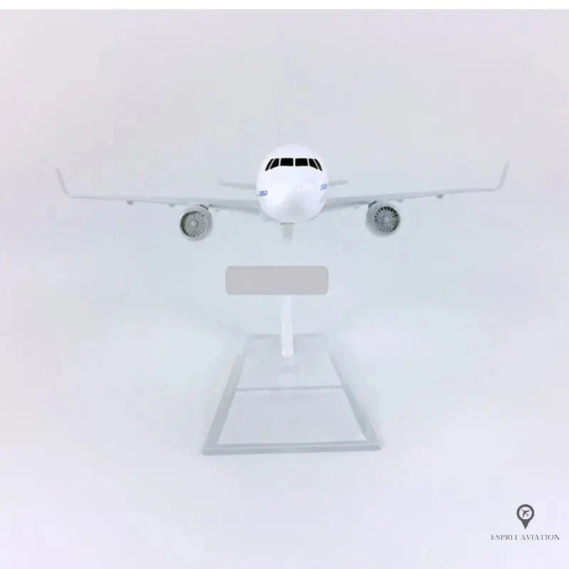 Maquette Avion A320 Neo 4 Maquette Avion A320 Neo – Image 2