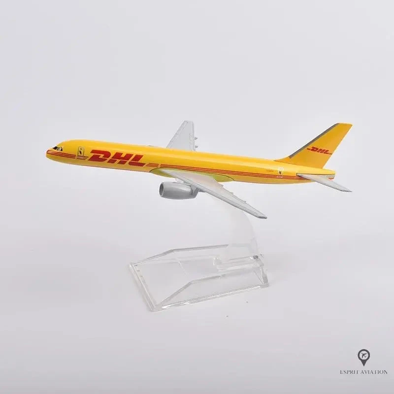 Maquette Avion Boeing 757 DHL 5 Maquette Avion Boeing 757 DHL – Image 3