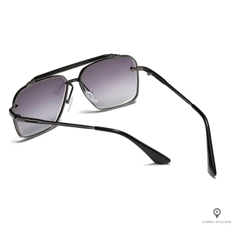 Pilote De Chasse Aviateur Avec Des Lunettes 5 Pilote De Chasse Aviateur Avec Des Lunettes – Image 3