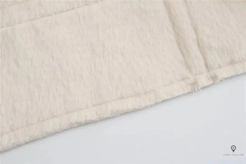 Veste Aviateur Femme Simili Cuir Beige Et Blanche 6 Veste Aviateur Femme Simili Cuir Beige Et Blanche – Image 4